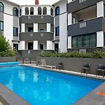 Warwick Mansions 11