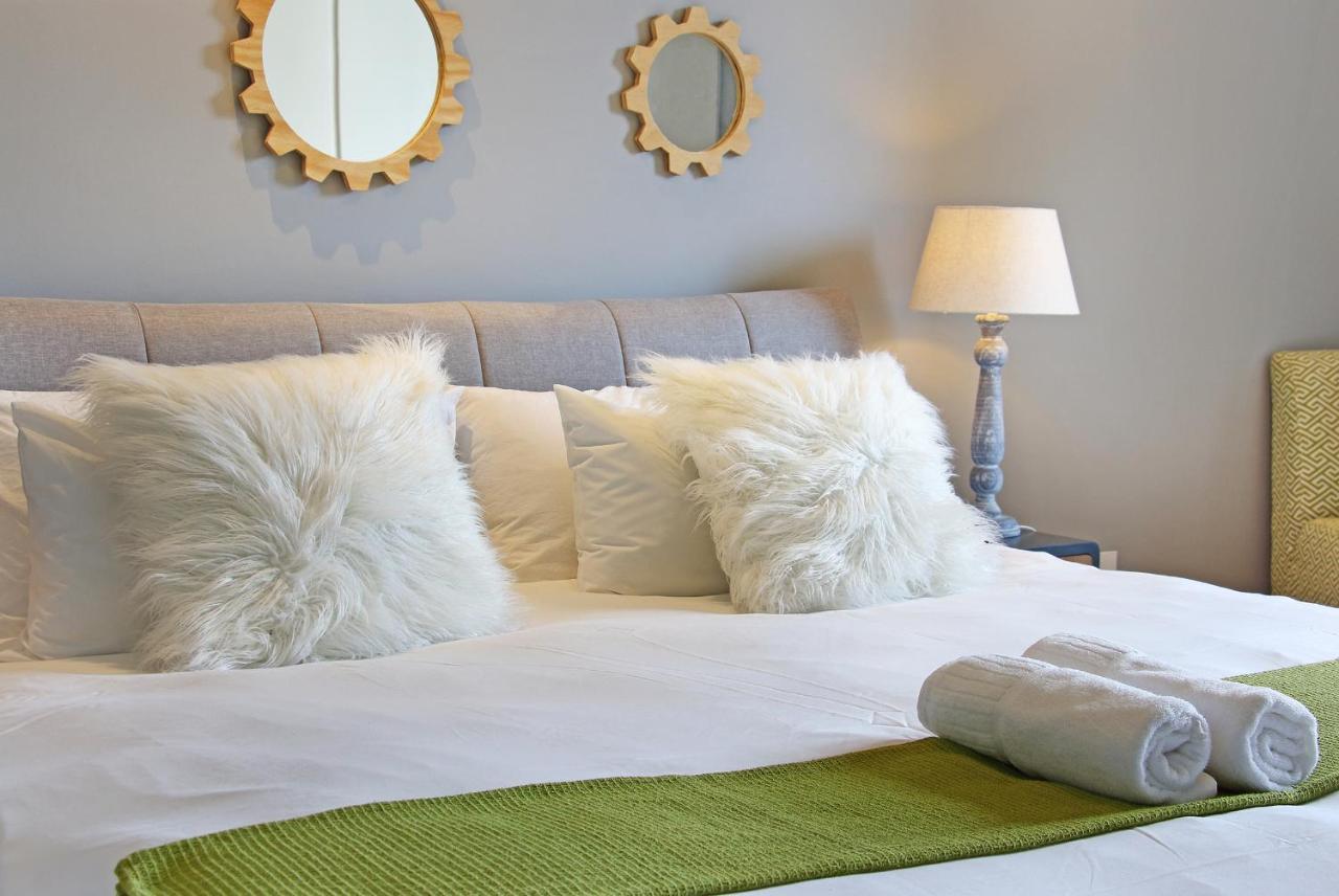 Apartment Warwick Mansions 11 Cape Town