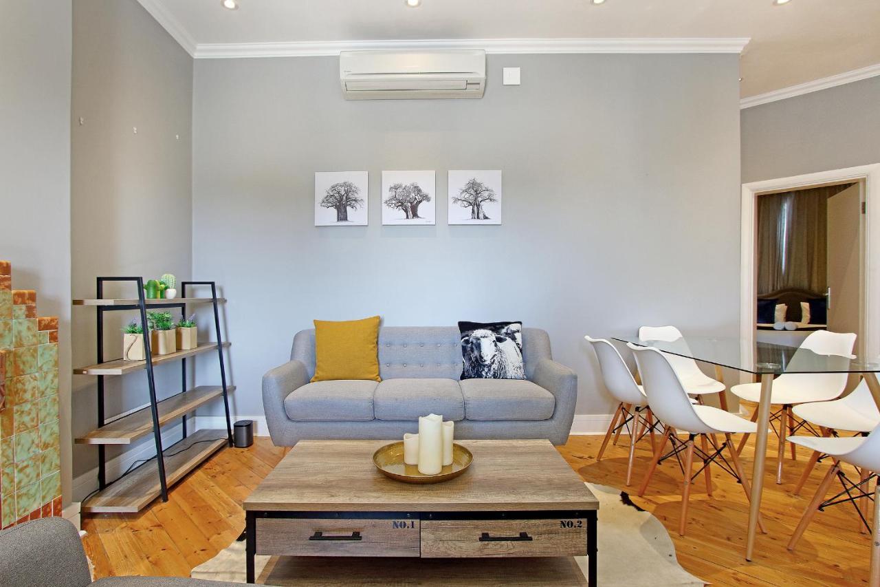 Apartment Warwick Mansions 11